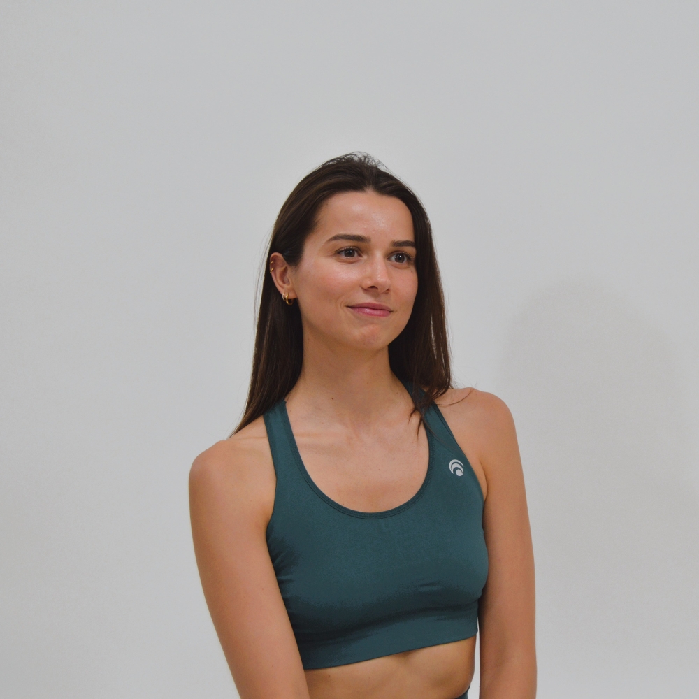 marie professeur de yoga